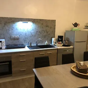 Appartement Confort, Ugine